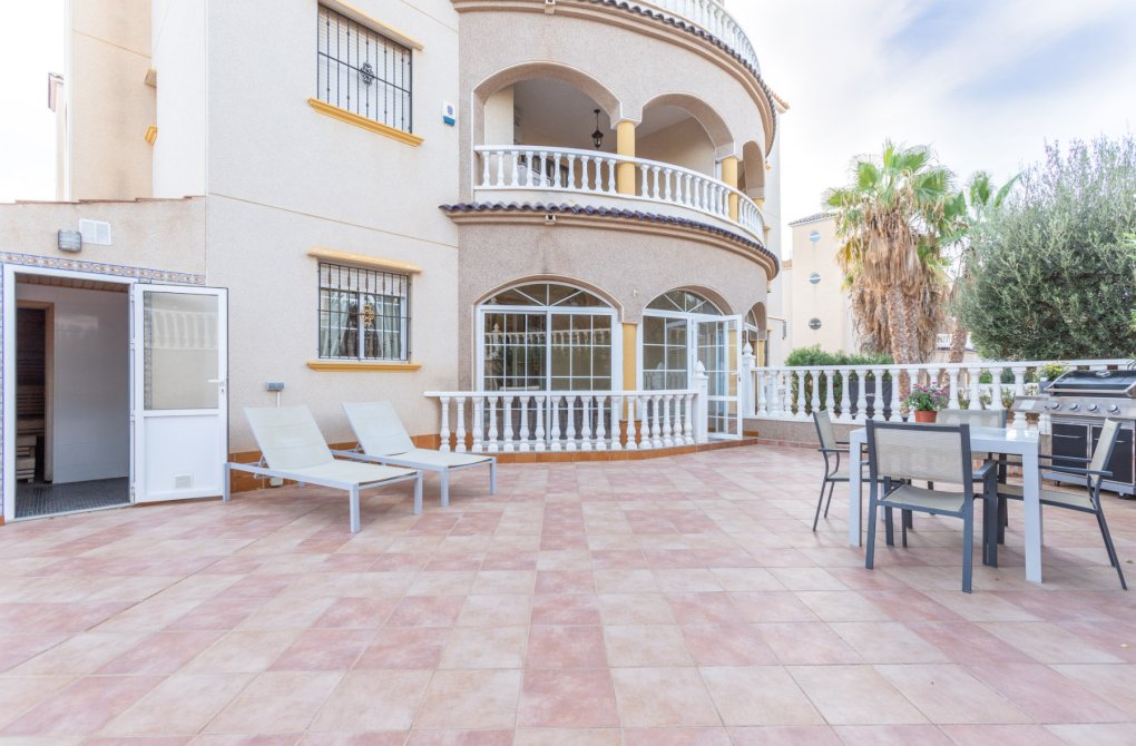 Resale - Apartment - Orihuela Costa - Cabo Roig