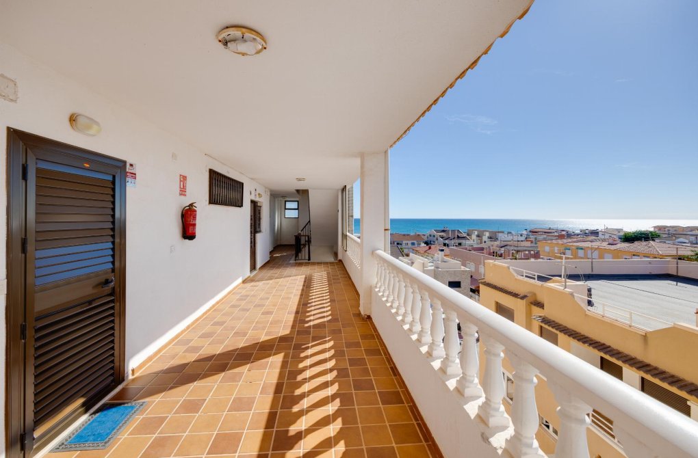 Resale - Apartment - Torrevieja - La Mata