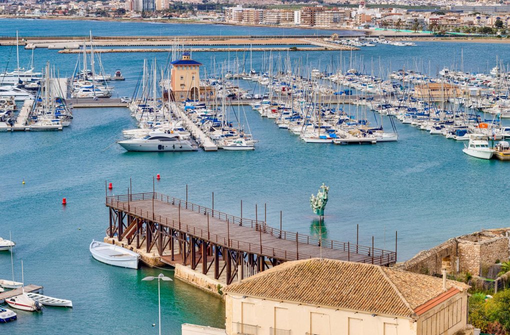 Вторичное жилье - Квартира - Torrevieja - Playa de los Naufragos