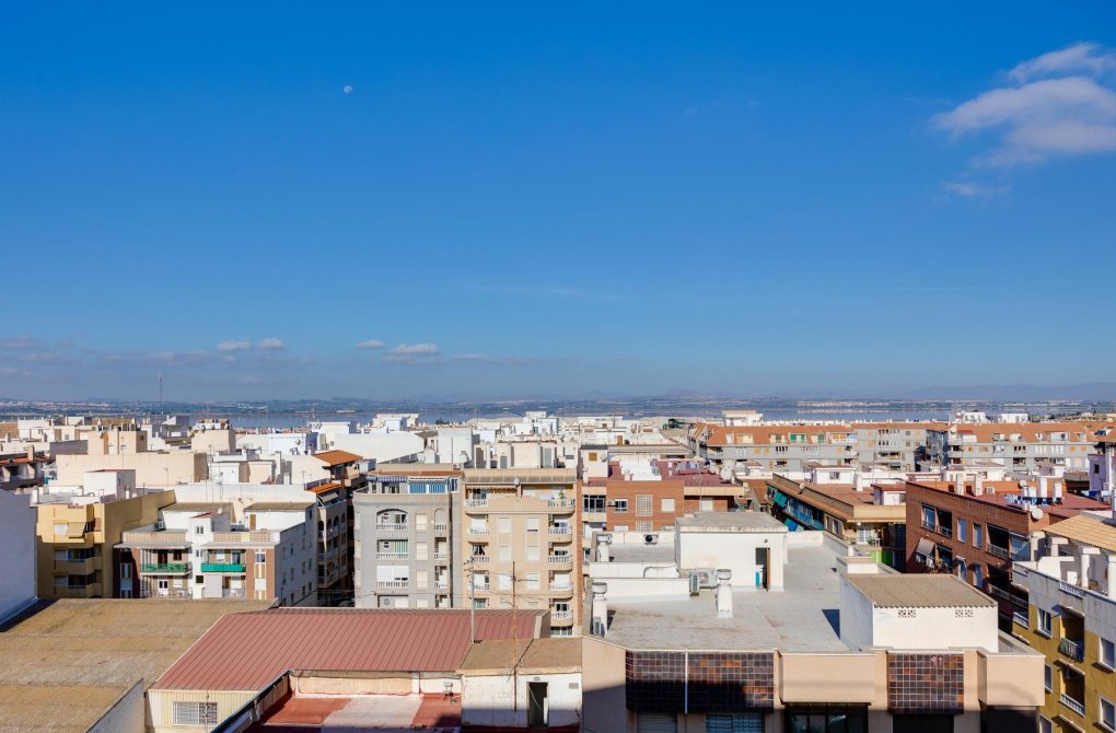 Вторичное жилье - Квартира - Torrevieja - Playa del Acequión