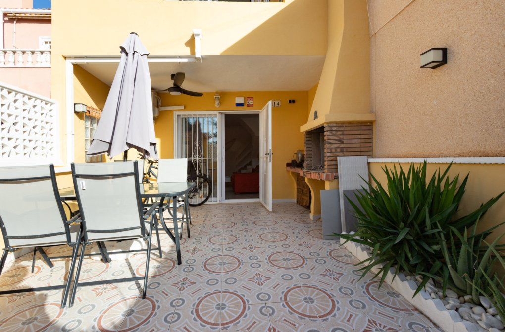 Resale - Semi-Detached - Torrevieja - Los Frutales