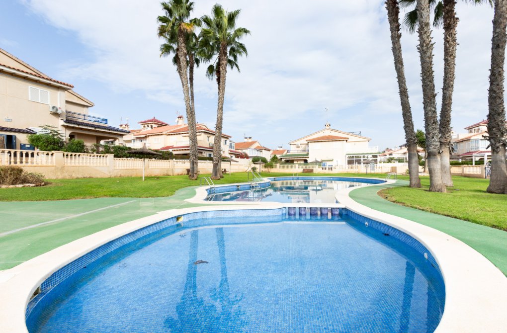 Resale - Bungalow - Orihuela Costa - Playa Flamenca