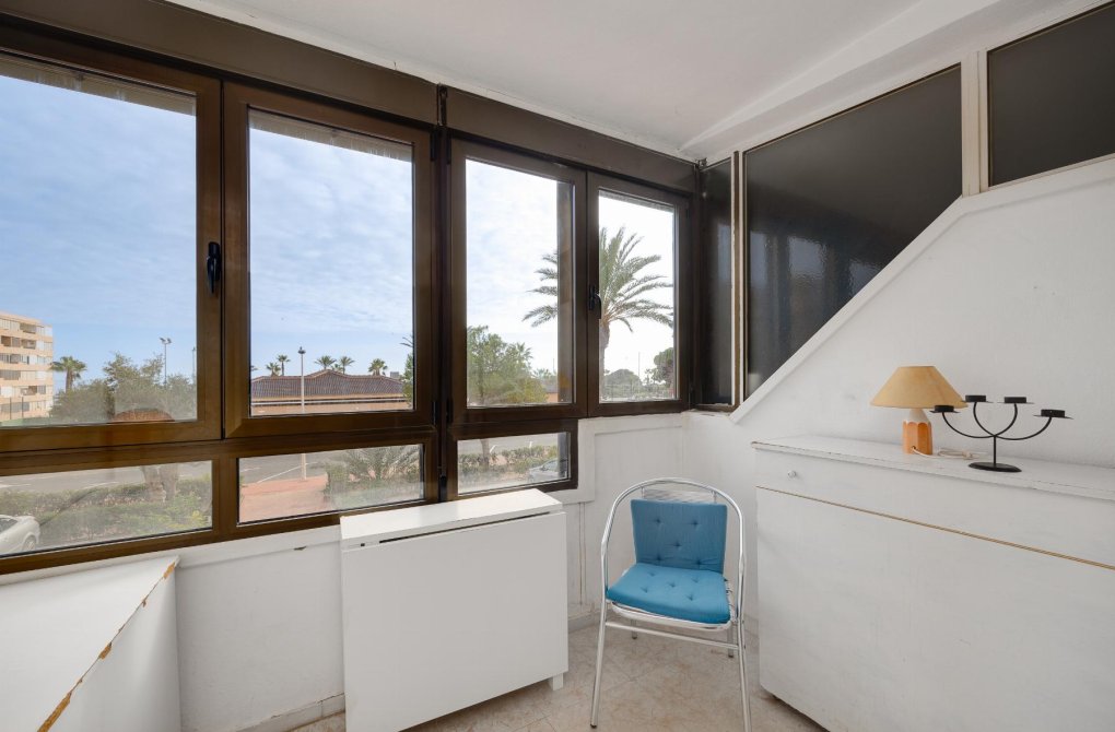 Resale - Apartment - Torrevieja - Cabo cervera