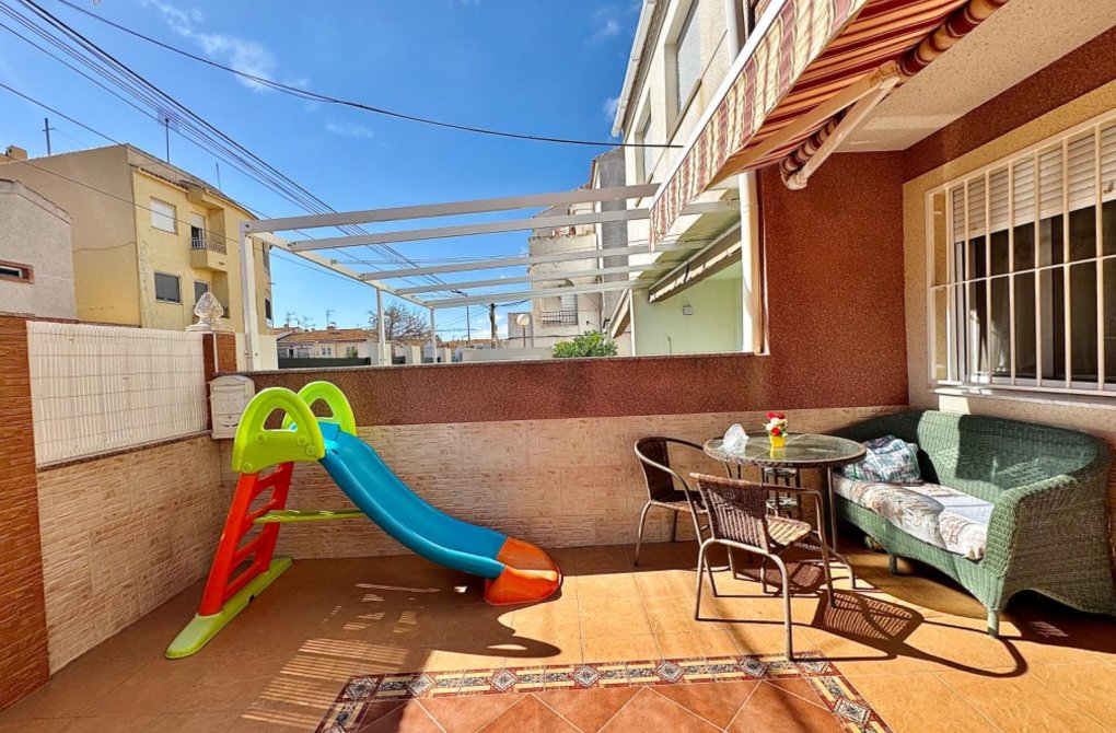 Resale - Bungalow - Torrevieja - Acequion