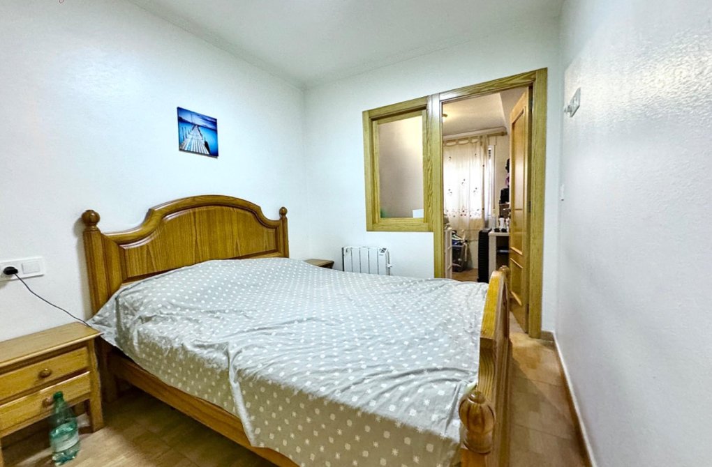 Resale - Bungalow - Torrevieja - Acequion