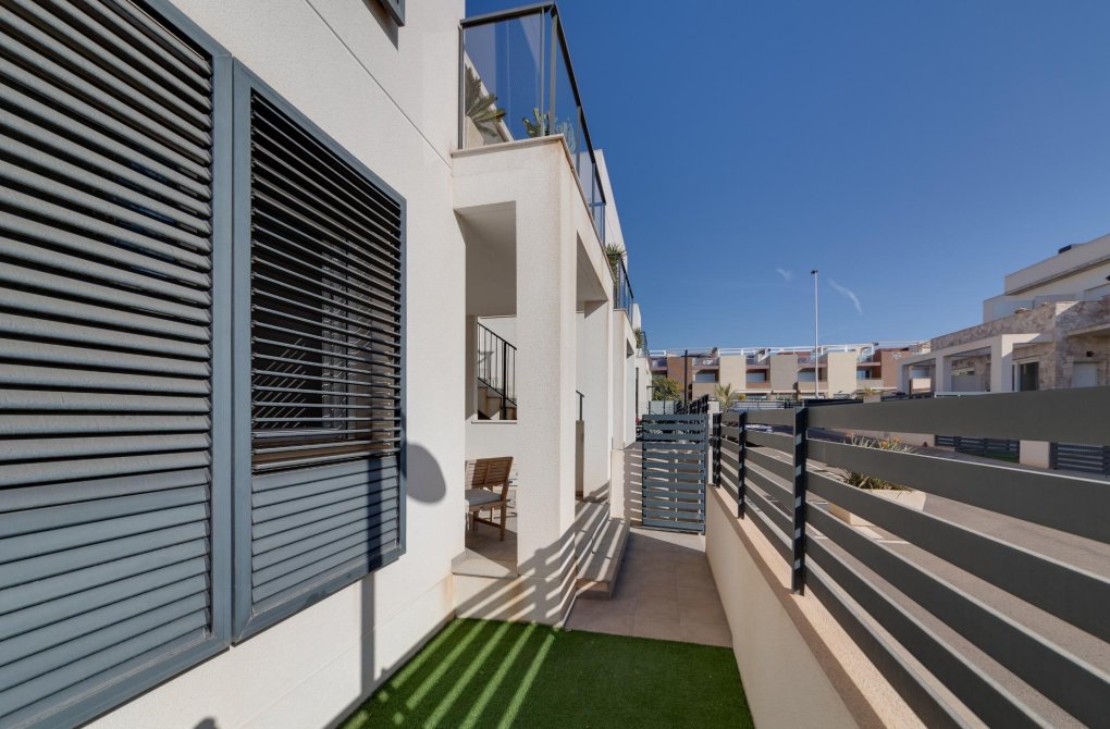 Resale - Apartment - Torrevieja - Sector 25