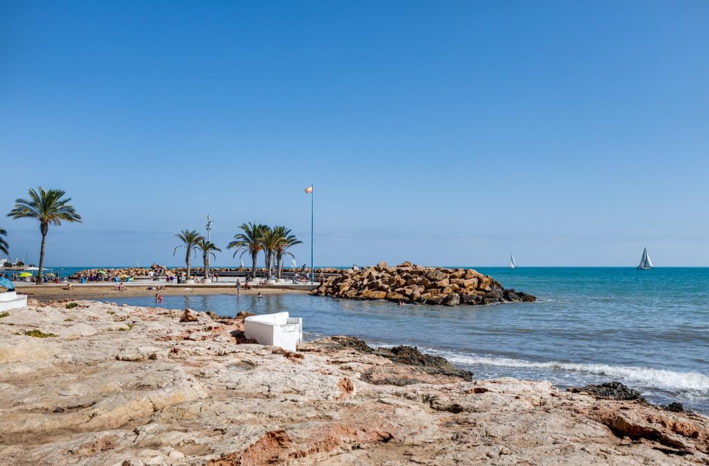 Resale - Apartment - Torrevieja - Sector 25