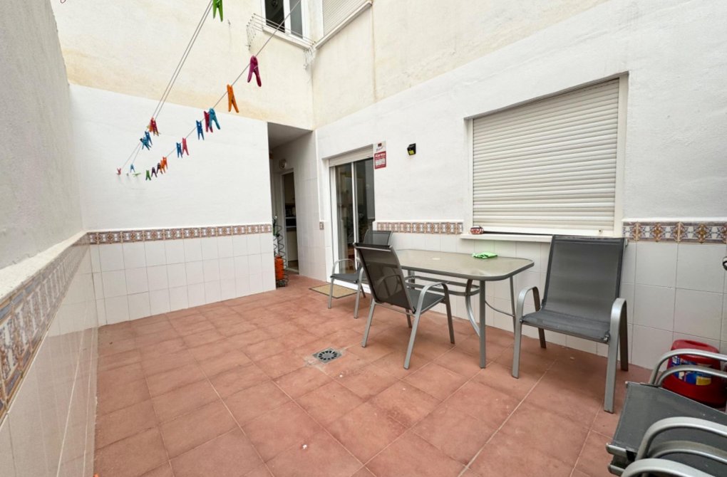 Resale - Apartment - Torrevieja - Playa del cura