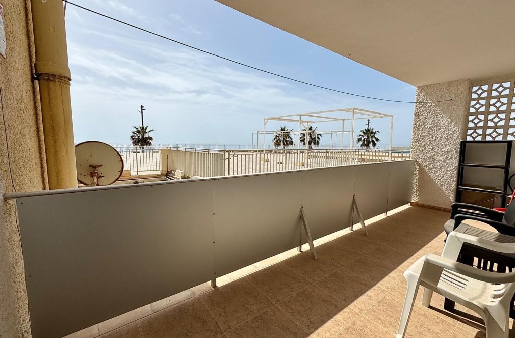 Resale - Apartment - Torrevieja - Playa del cura