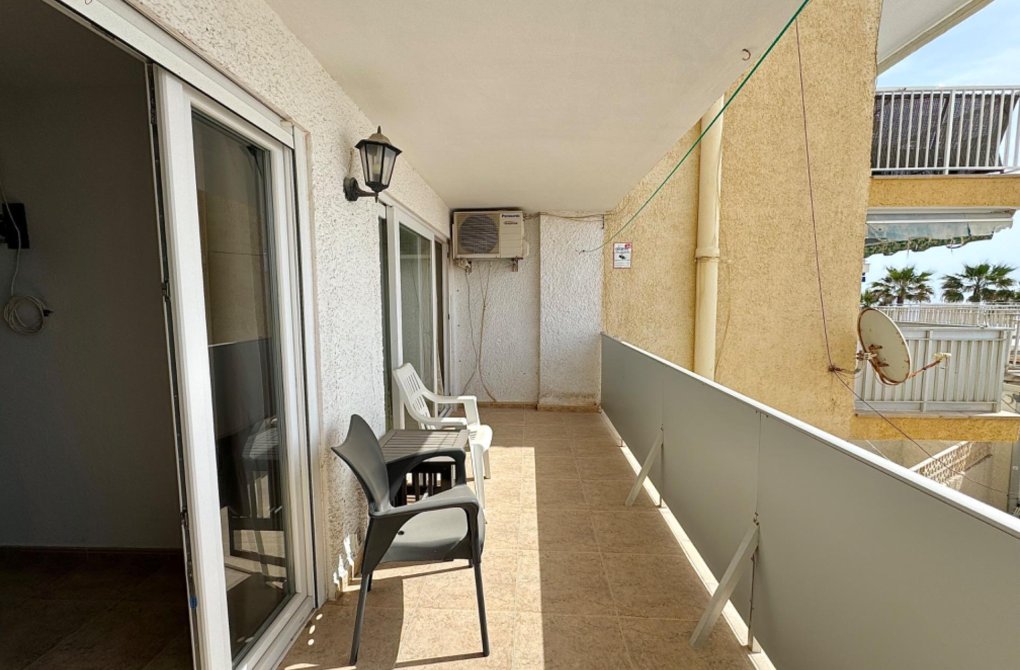 Resale - Apartment - Torrevieja - Playa del cura