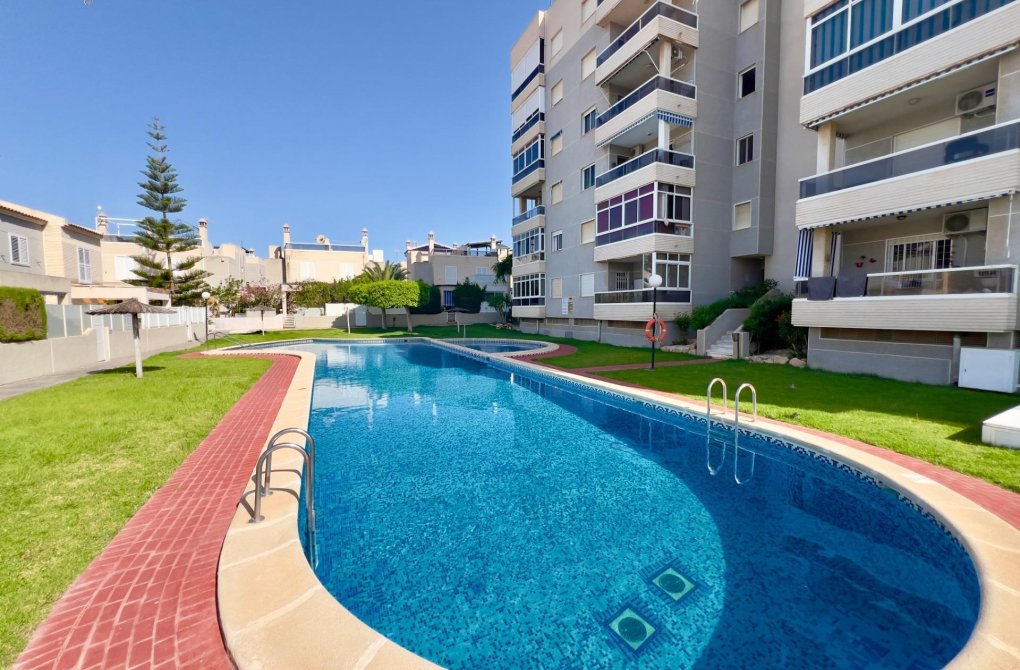 Resale - Apartment - Torrevieja - Torreblanca