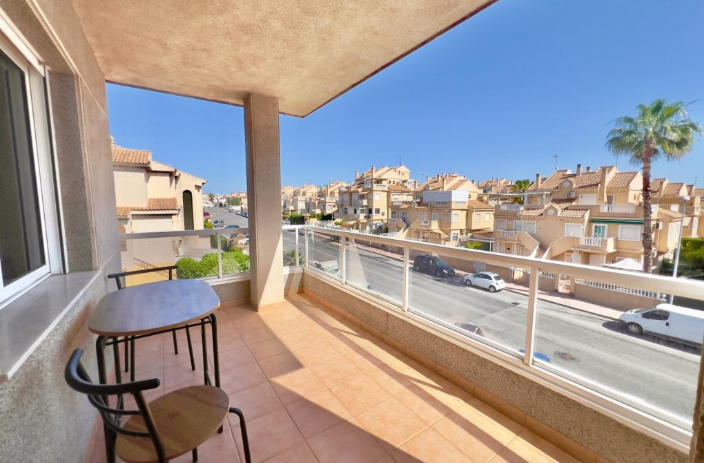 Resale - Apartment - Torrevieja - Torreblanca