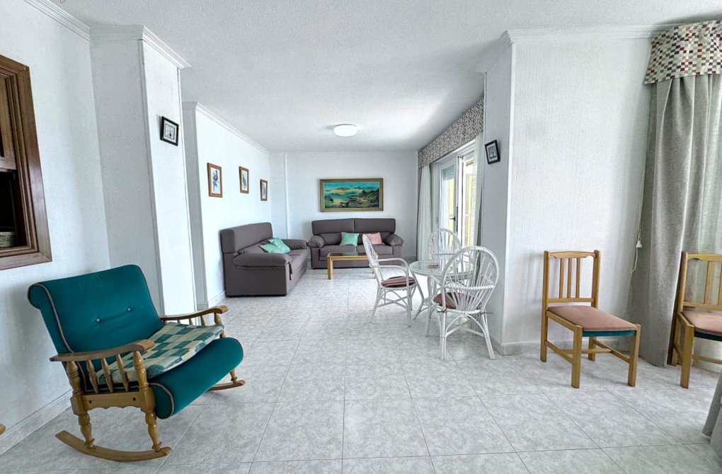 Resale - Apartment - Torrevieja - Playa de los locos