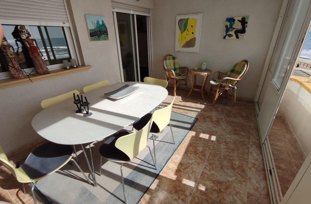 Resale - Apartment - Torrevieja - Playa del cura