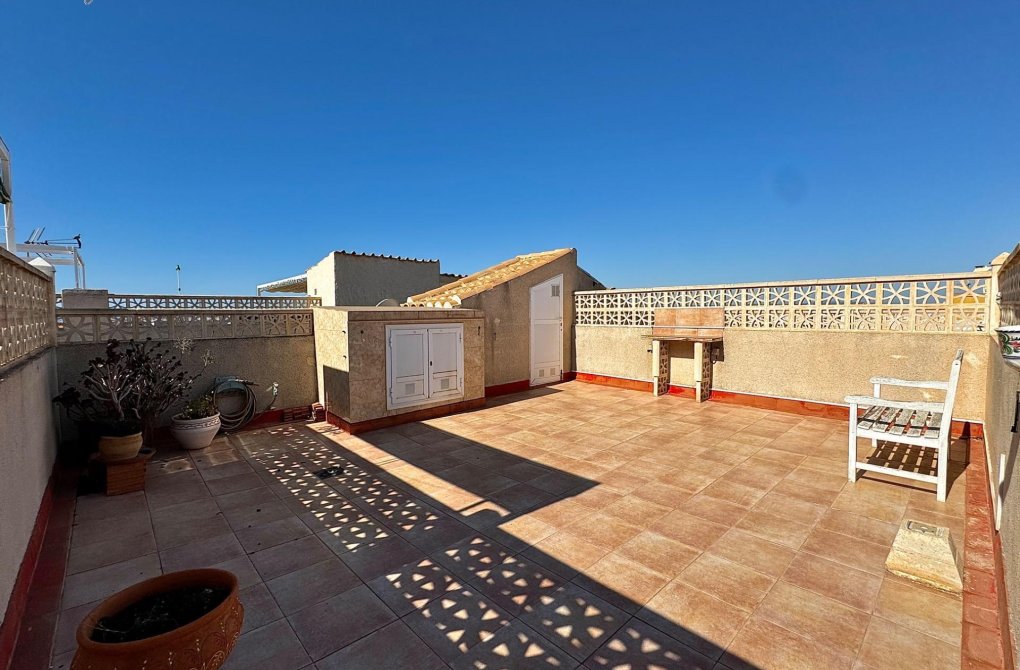 Resale - Bungalow - Torrevieja - Aguas nuevas 2