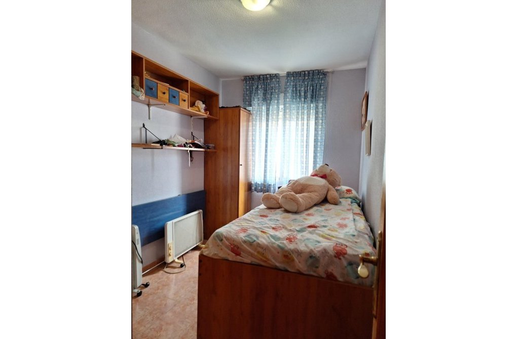 Resale - Apartment - Torrevieja - Parque las naciones