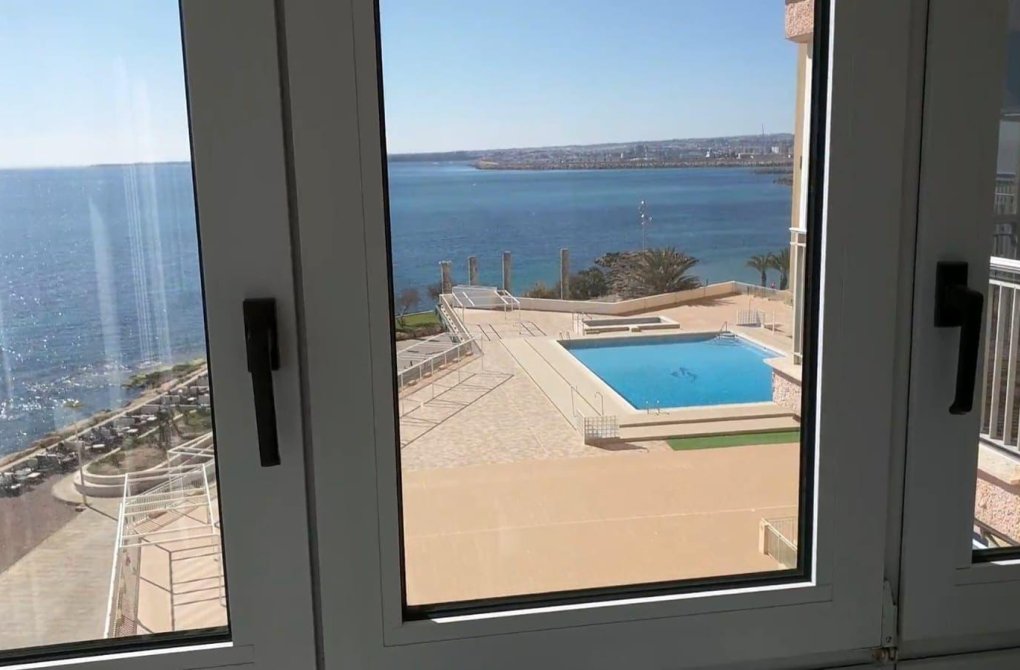 Resale - Apartment - Torrevieja - Playa del cura