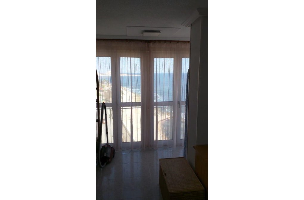 Resale - Apartment - Torrevieja - Playa del cura