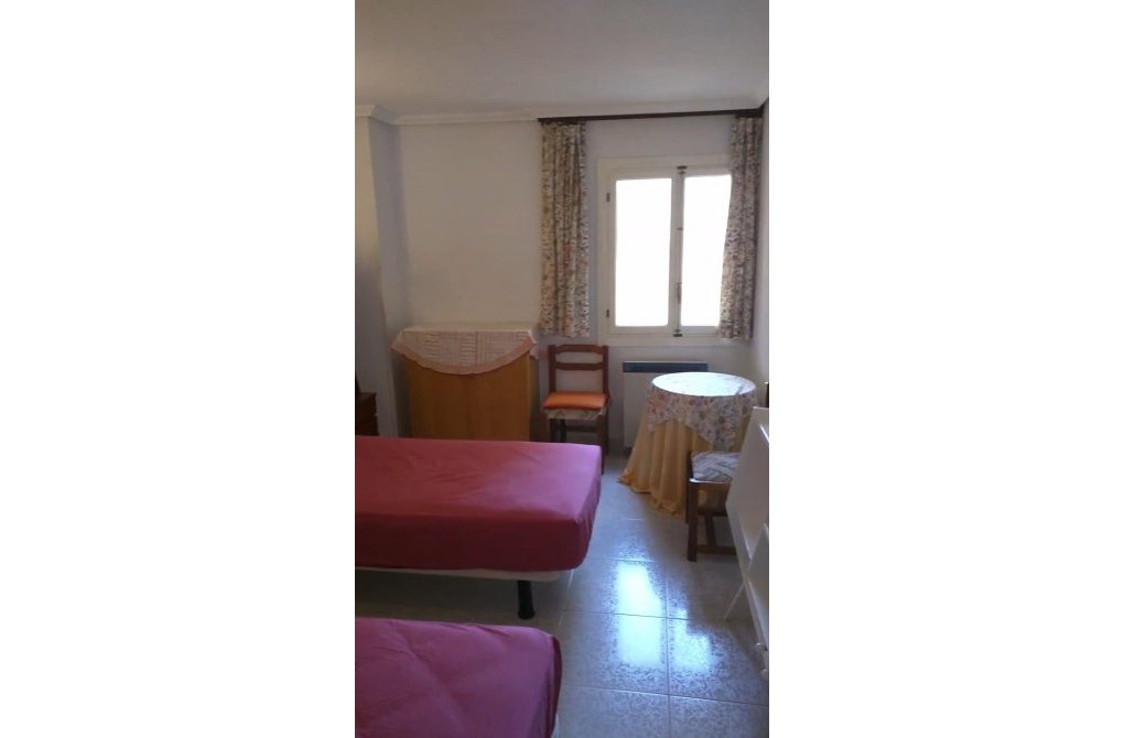 Resale - Apartment - Torrevieja - Playa del cura