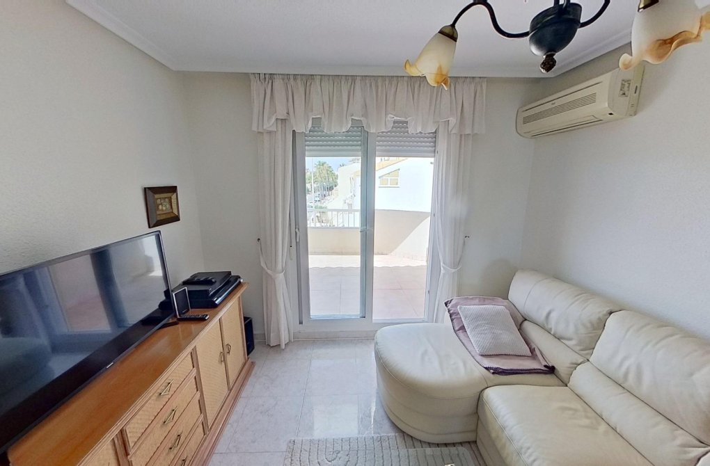 Resale - Apartment - Torrevieja - Eliseos playa