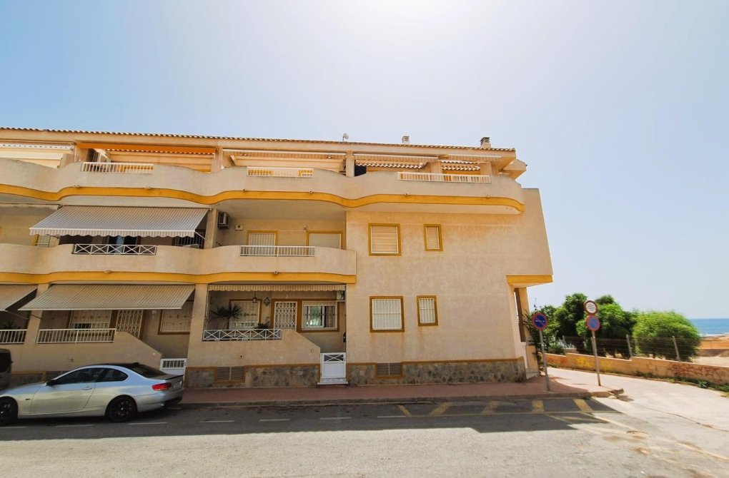 Resale - Apartment - Torrevieja - Eliseos playa