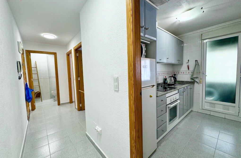 Resale - Apartment - Torrevieja - Cabo cervera