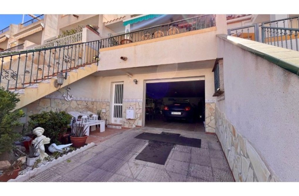 Resale - Villa - Orihuela Costa - Villamartín-Las Filipinas