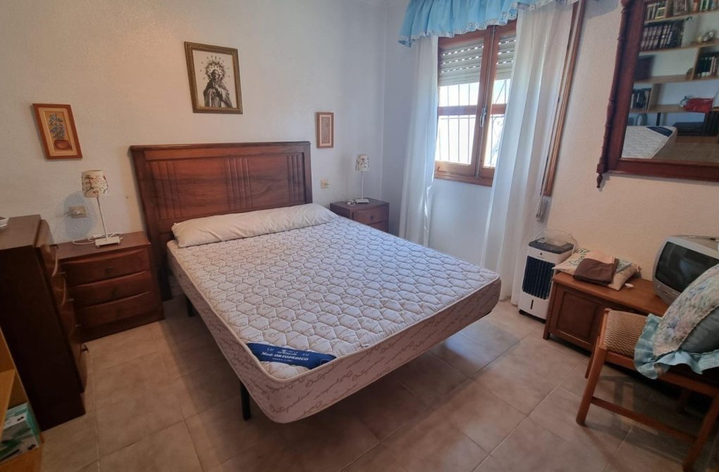 Resale - Villa - Torrevieja - San luis