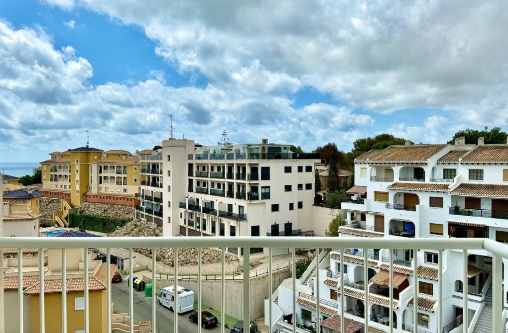 Resale - Apartment - Orihuela Costa - Altos de Campoamor