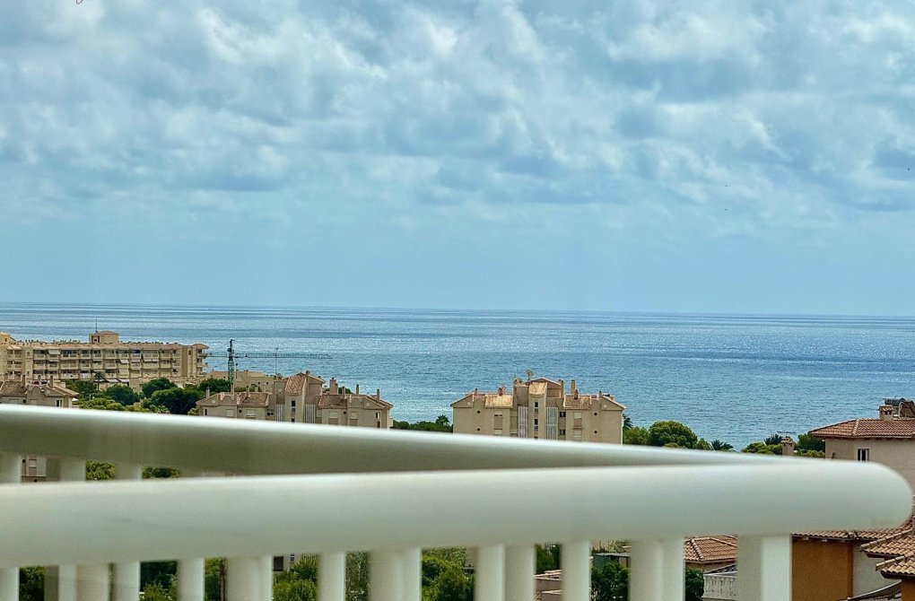 Resale - Apartment - Orihuela Costa - Altos de Campoamor