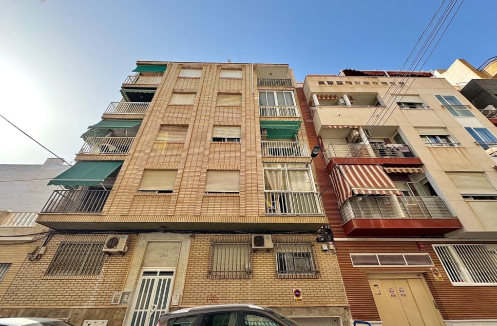 Resale - Apartment - Torrevieja - Playa del cura