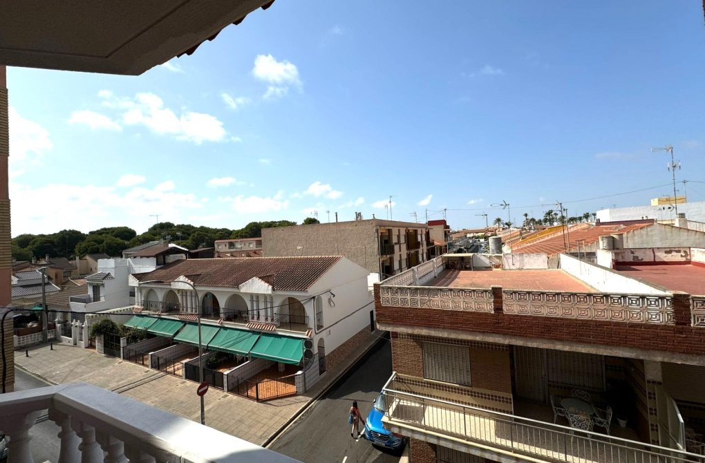 Resale - Penthouse - Lo Pagan - Villananitos