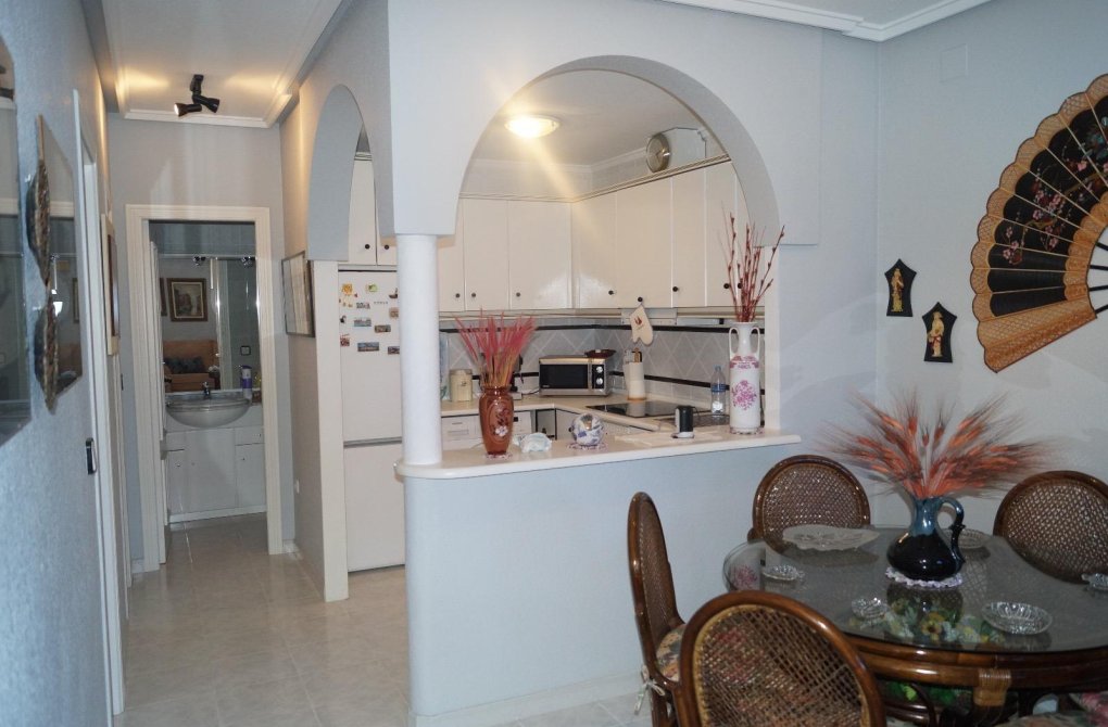 Resale - Bungalow - Torrevieja - Los altos