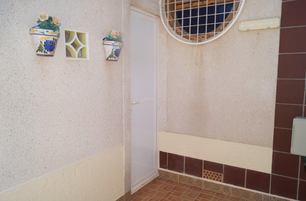 Resale - Bungalow - Torrevieja - Los altos