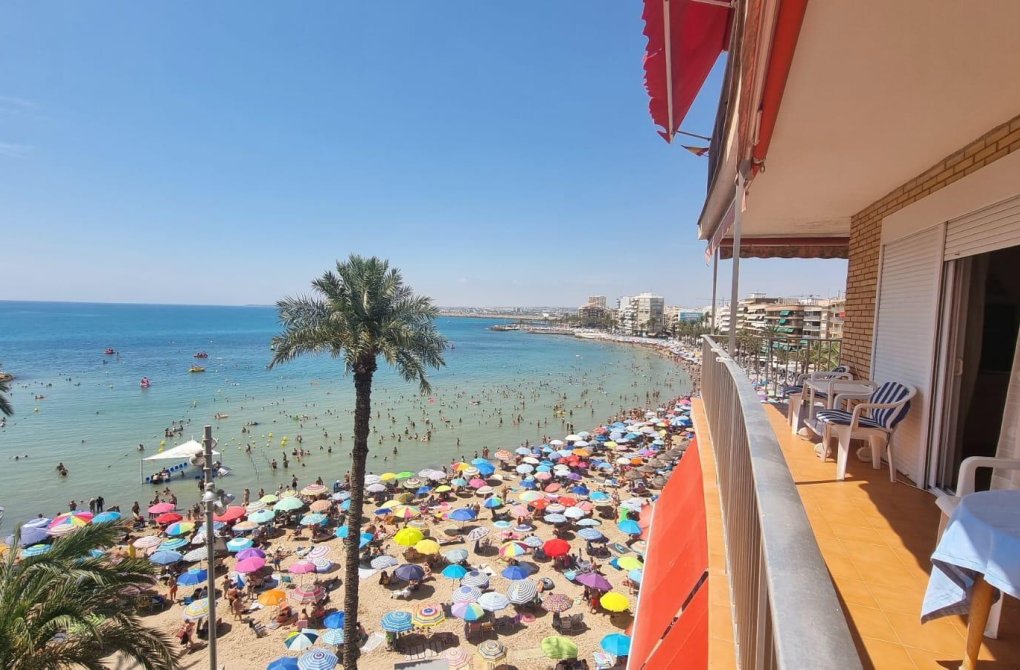 Resale - Apartment - Torrevieja - Playa del cura