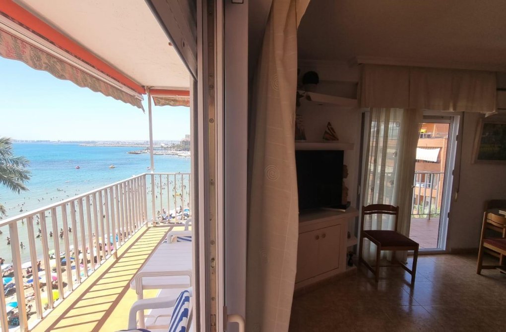 Resale - Apartment - Torrevieja - Playa del cura