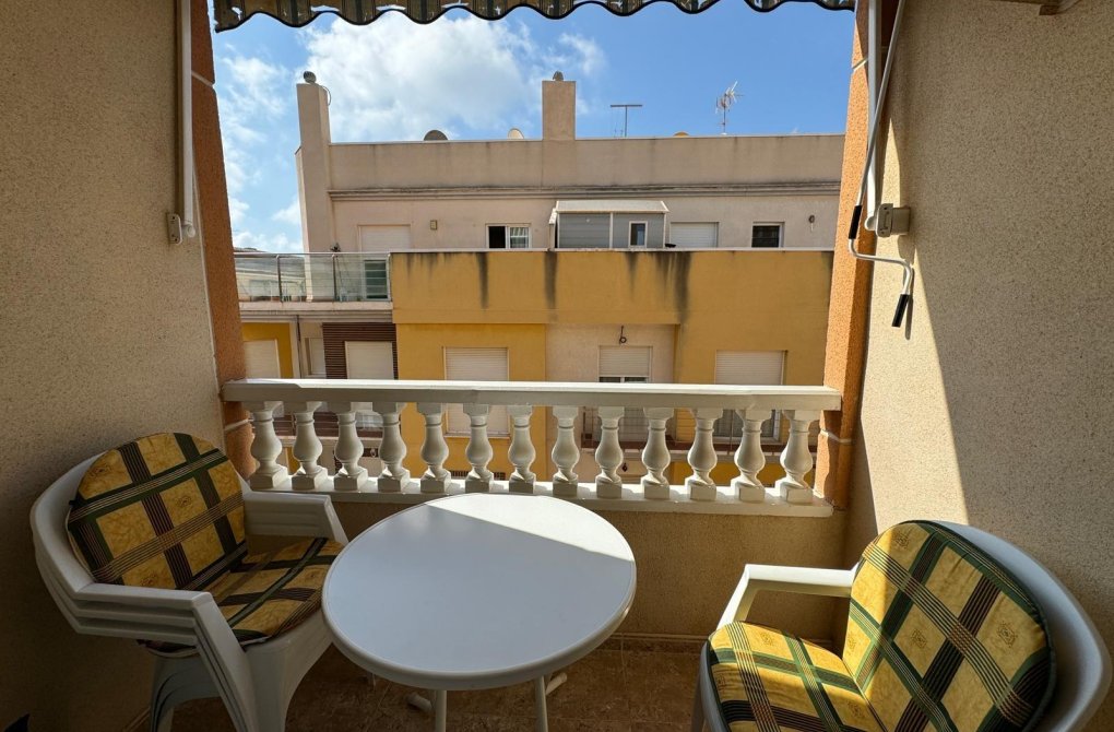 Resale - Apartment - Torrevieja - Playa del cura