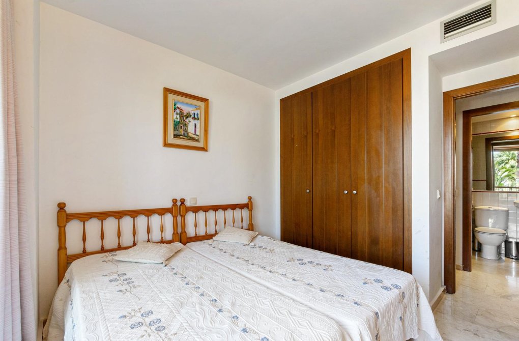 Rynek wtórny - Apartament - Torrevieja - Punta prima