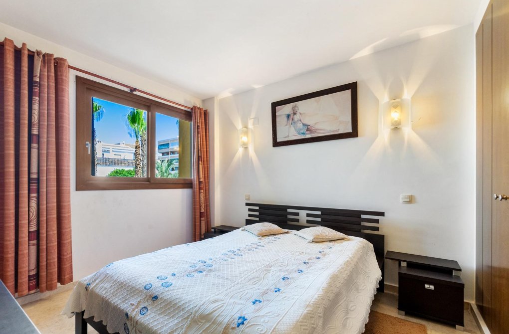 Rynek wtórny - Apartament - Torrevieja - Punta prima