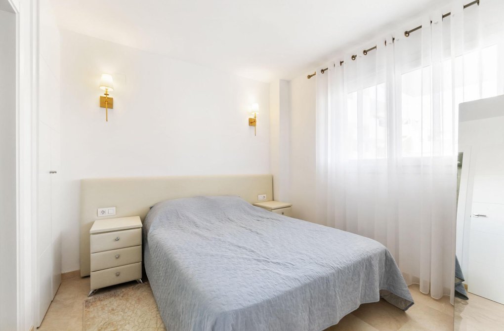 Rynek wtórny - Apartament - Torrevieja - Punta prima