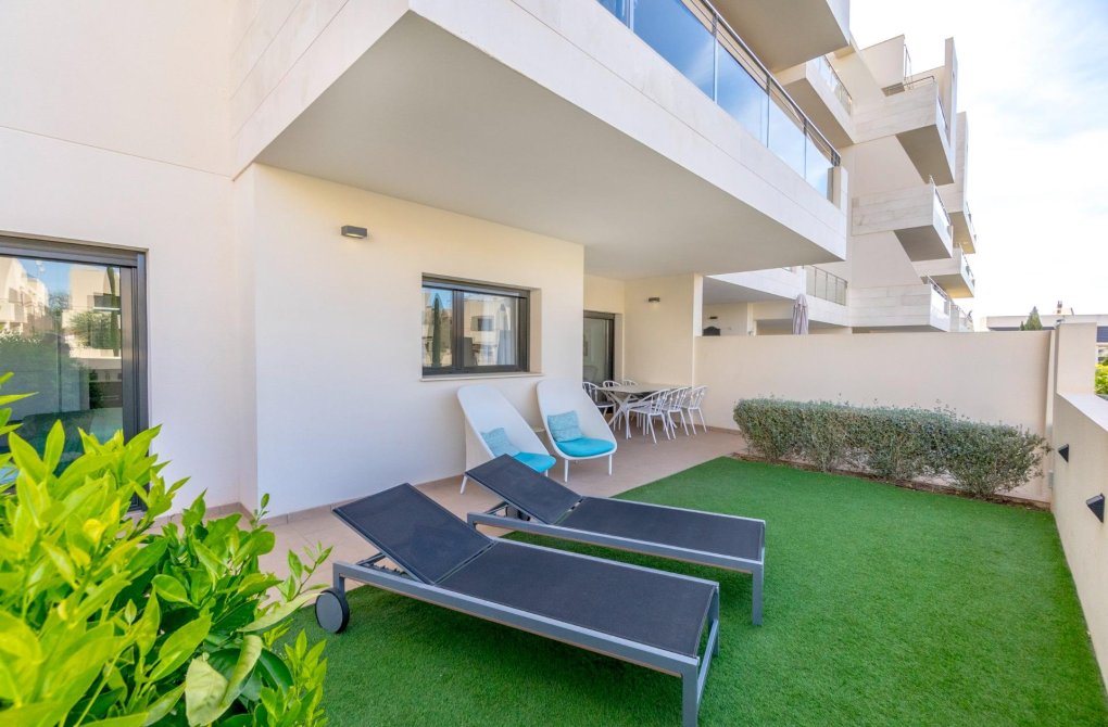 Resale - Ground Floor - Orihuela Costa - Montezenia