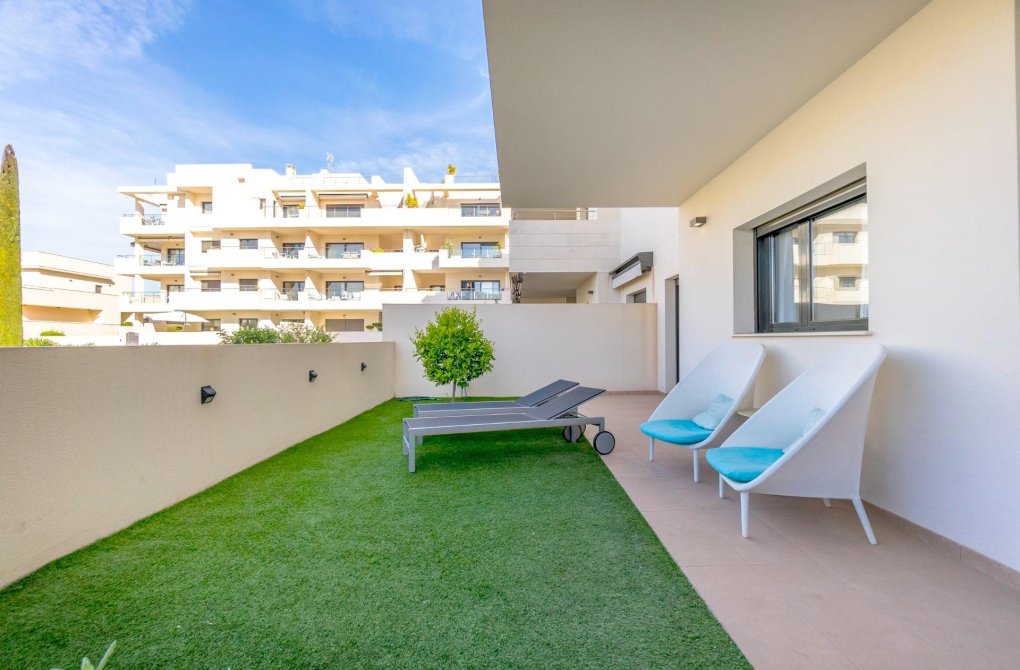 Resale - Ground Floor - Orihuela Costa - Montezenia