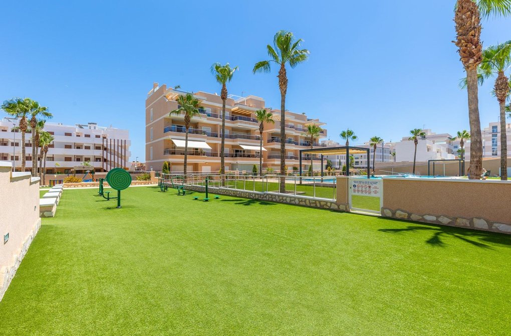 Resale - Apartment - Orihuela Costa - Los Dolses