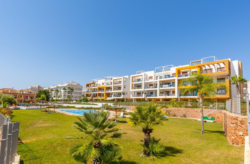 Resale - Apartment - Orihuela Costa - Los Dolses