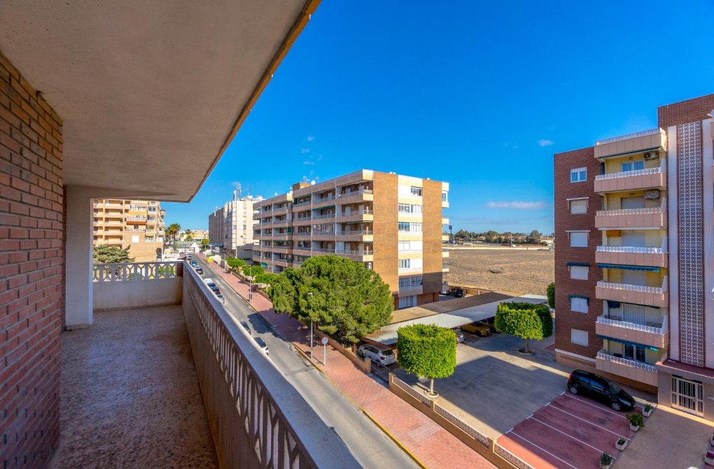 Resale - Apartment - Torrevieja - Punta prima