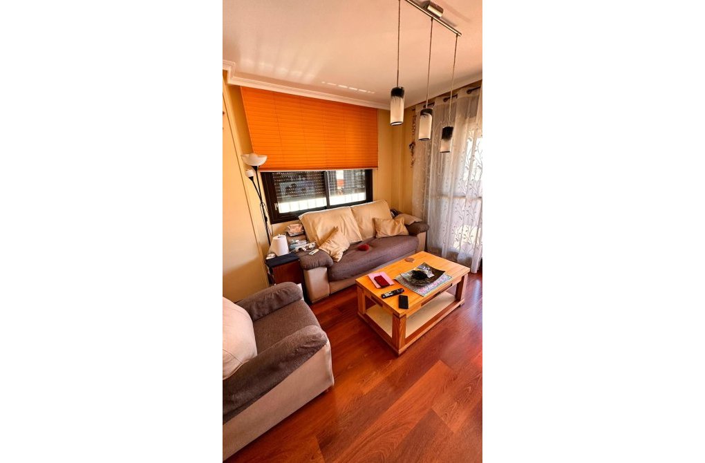 Resale - Apartment - Torrevieja - Centro