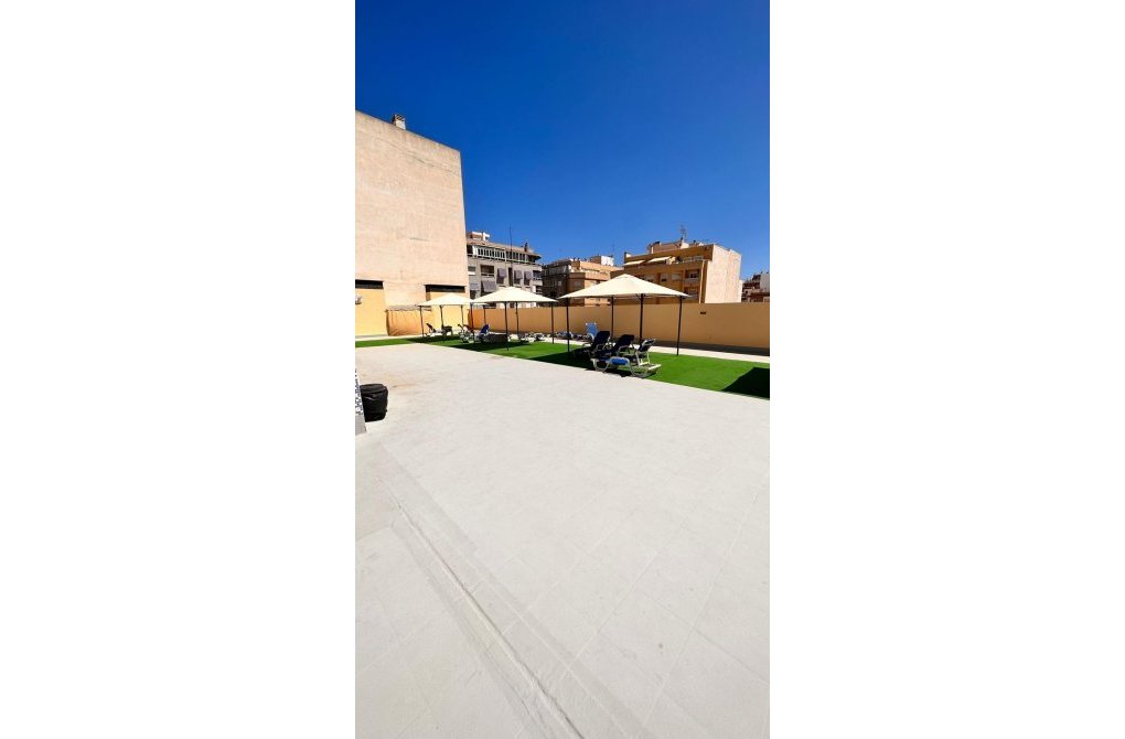 Resale - Apartment - Torrevieja - Centro