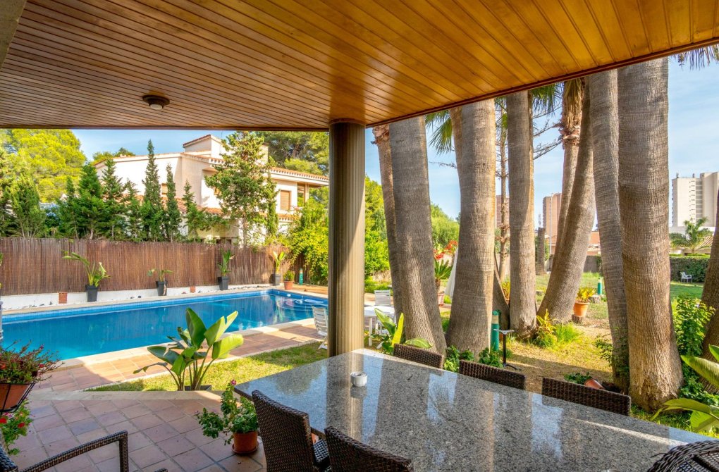 Resale - Villa - Orihuela Costa - Altos de Campoamor