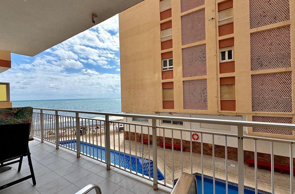 Resale - Apartment - Torrevieja - Playa del cura