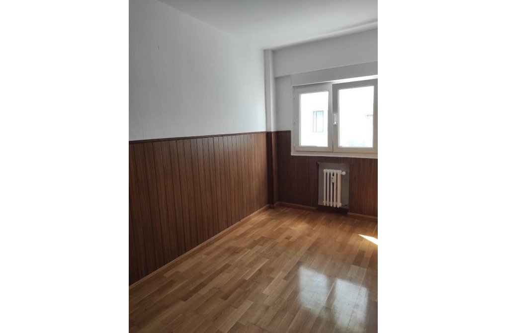 Resale - Apartment - Oviedo - C. naranco